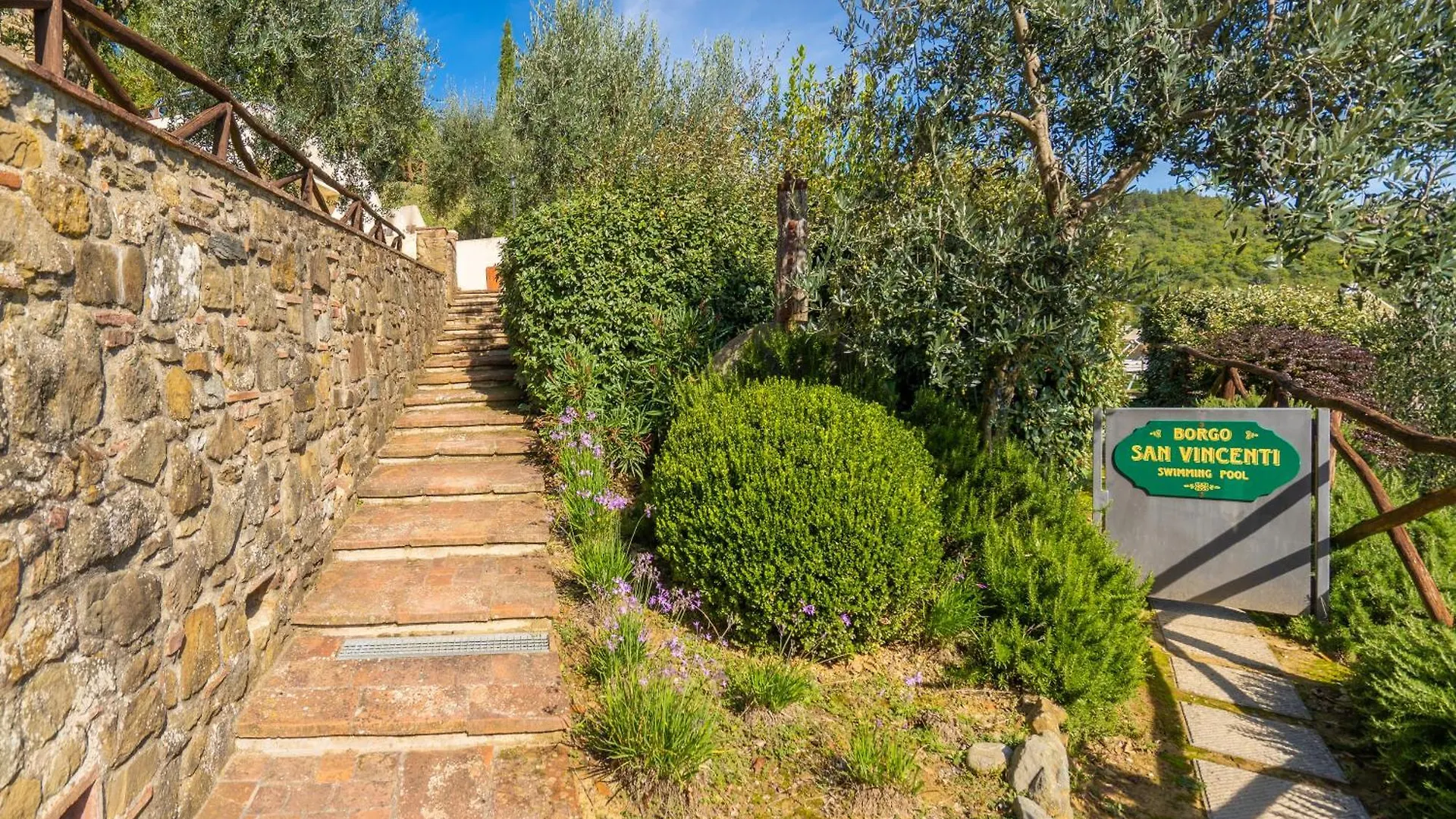 Borgo Sanvincenti Villa Gaiole in Chianti 0*,  Italy