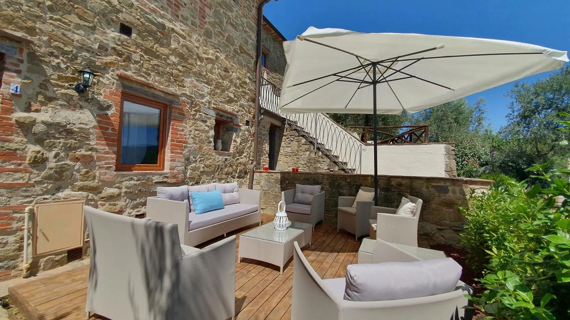 Borgo Sanvincenti Villa Gaiole in Chianti